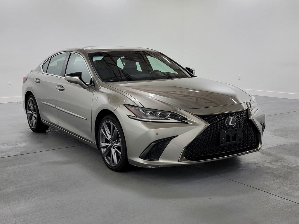 Used 2019 Lexus ES 350 F Sport w/ Accessory Package FWD image 2