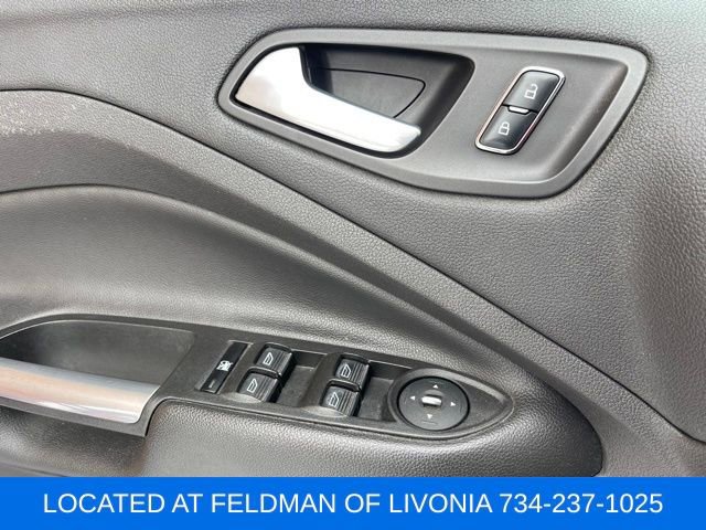 Used 2015 Ford Escape SE w/ Equipment Group 201A image 21