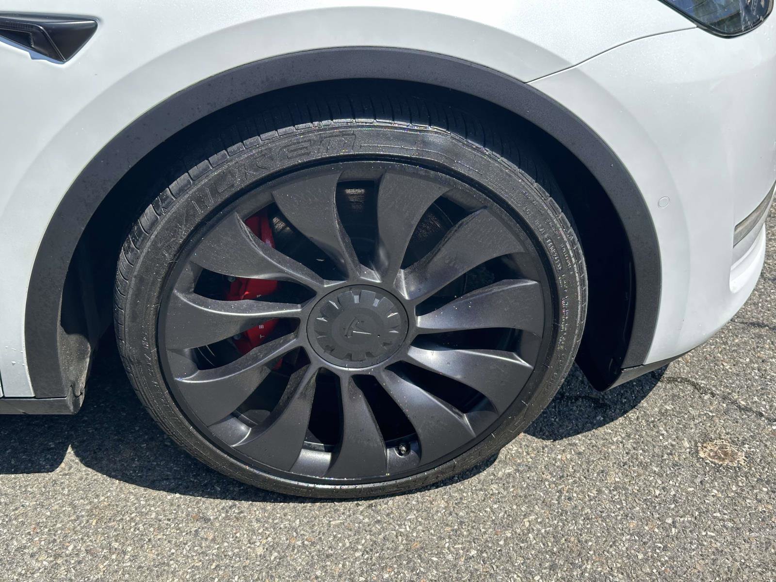 Used 2022 Tesla Model Y Performance AWD/4WD image 9