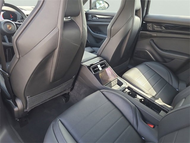 Used 2025 Porsche Panamera 4 w/ Premium Package image 13