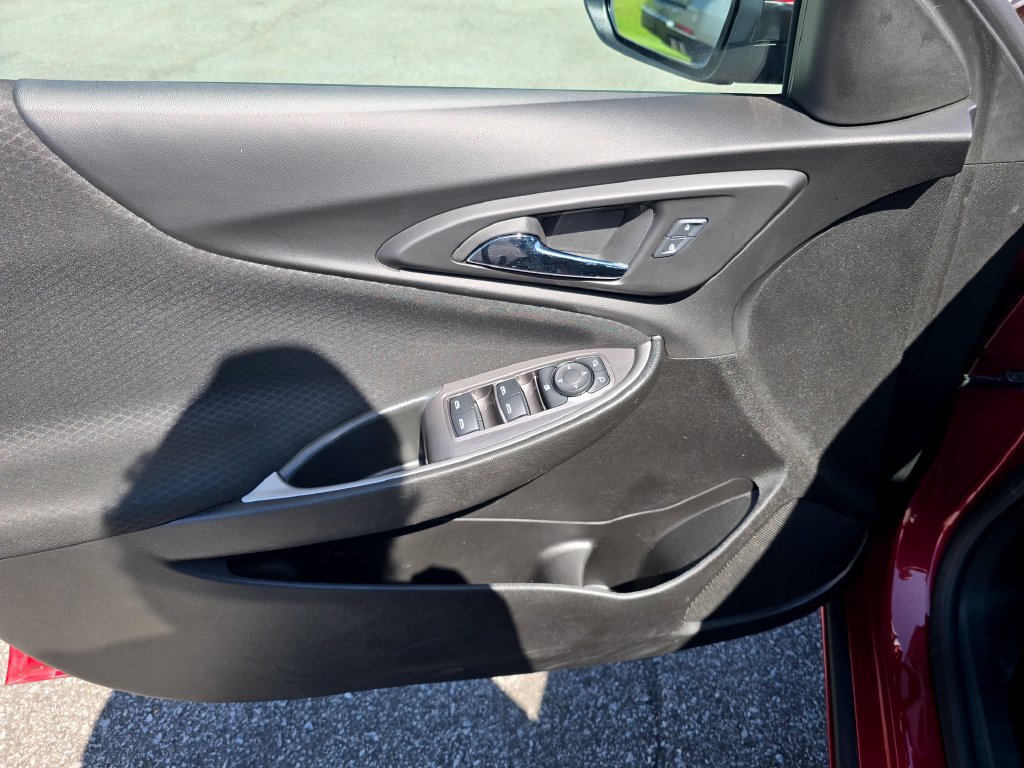 Certified 2025 Chevrolet Malibu LT FWD image 10