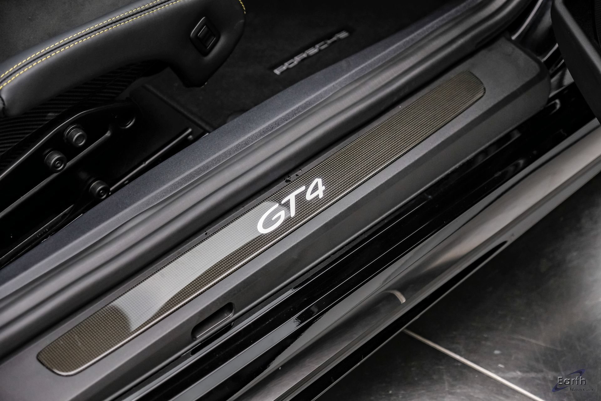 Used 2023 Porsche 718 Cayman GT4 RWD image 56
