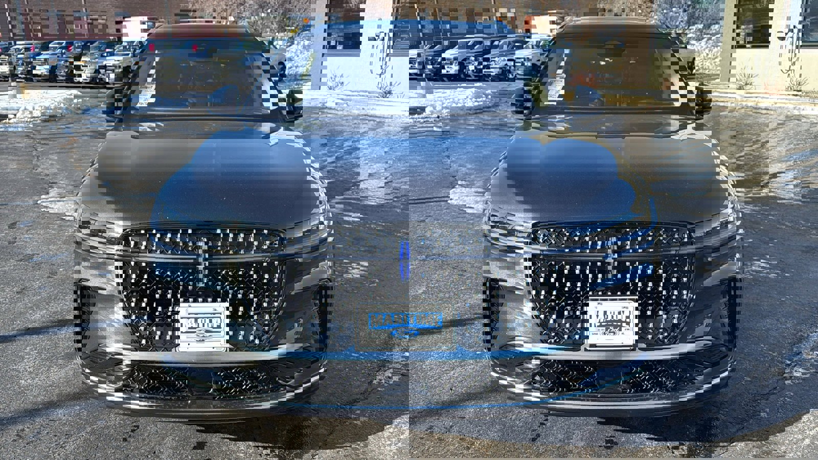 Used 2024 Lincoln Nautilus Reserve w/ Equipment Group 202A image 2