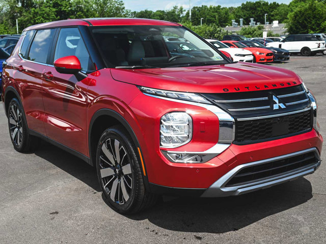 New 2025 Mitsubishi Outlander SE AWD/4WD image 3