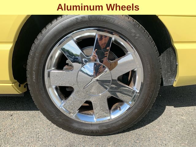 Used 2002 Ford Thunderbird image 9