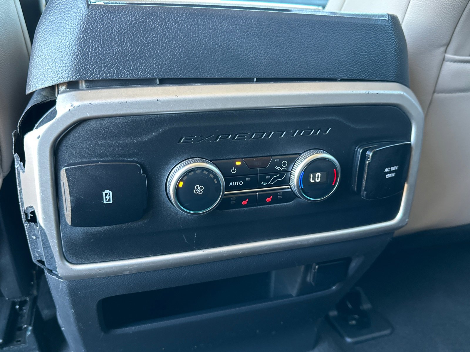 Used 2024 Ford Expedition Max Limited image 24