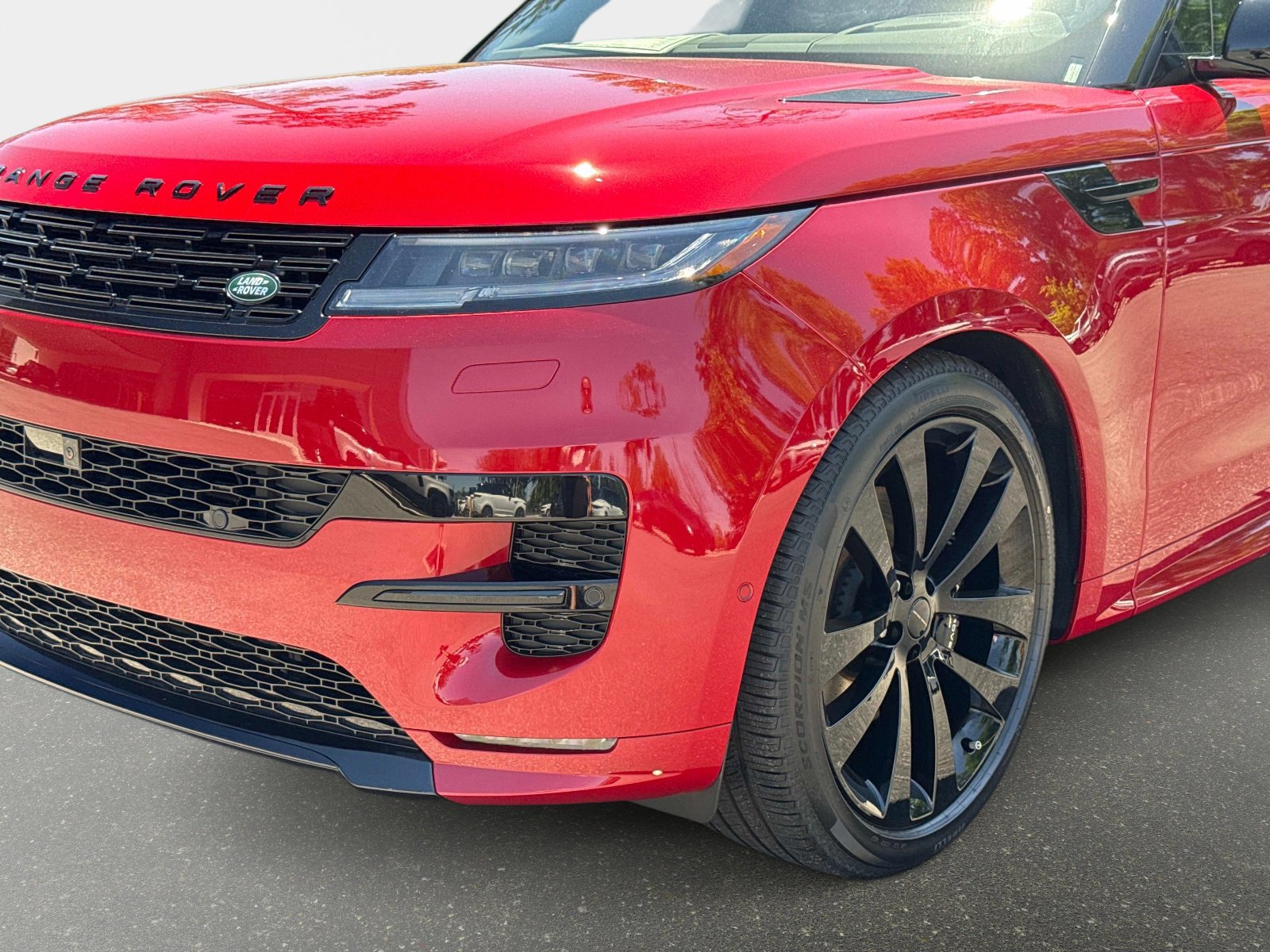 New 2026 Land Rover Range Rover Sport Dynamic SE AWD/4WD image 9
