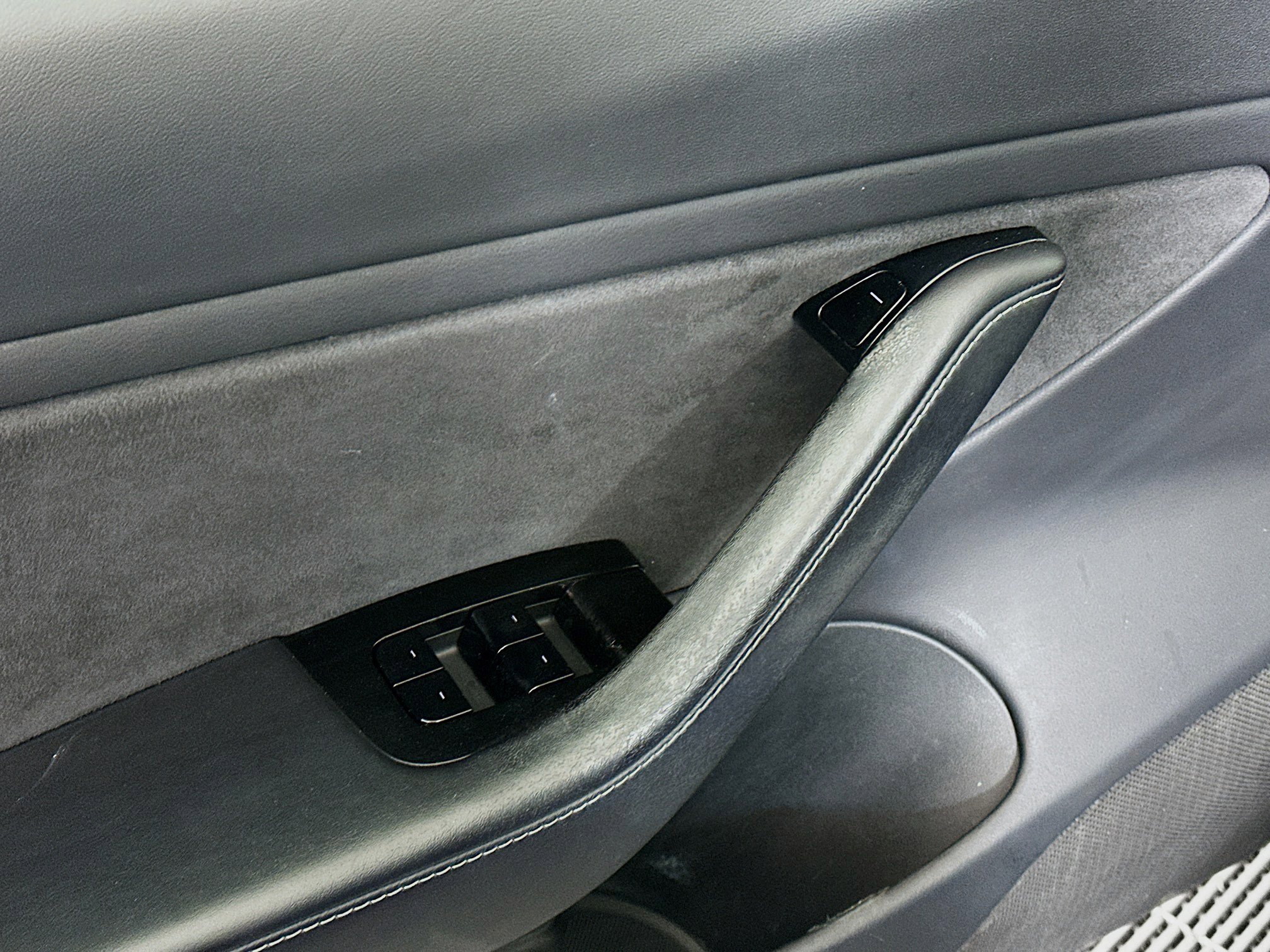 Used 2018 Tesla Model 3 Long Range image 15