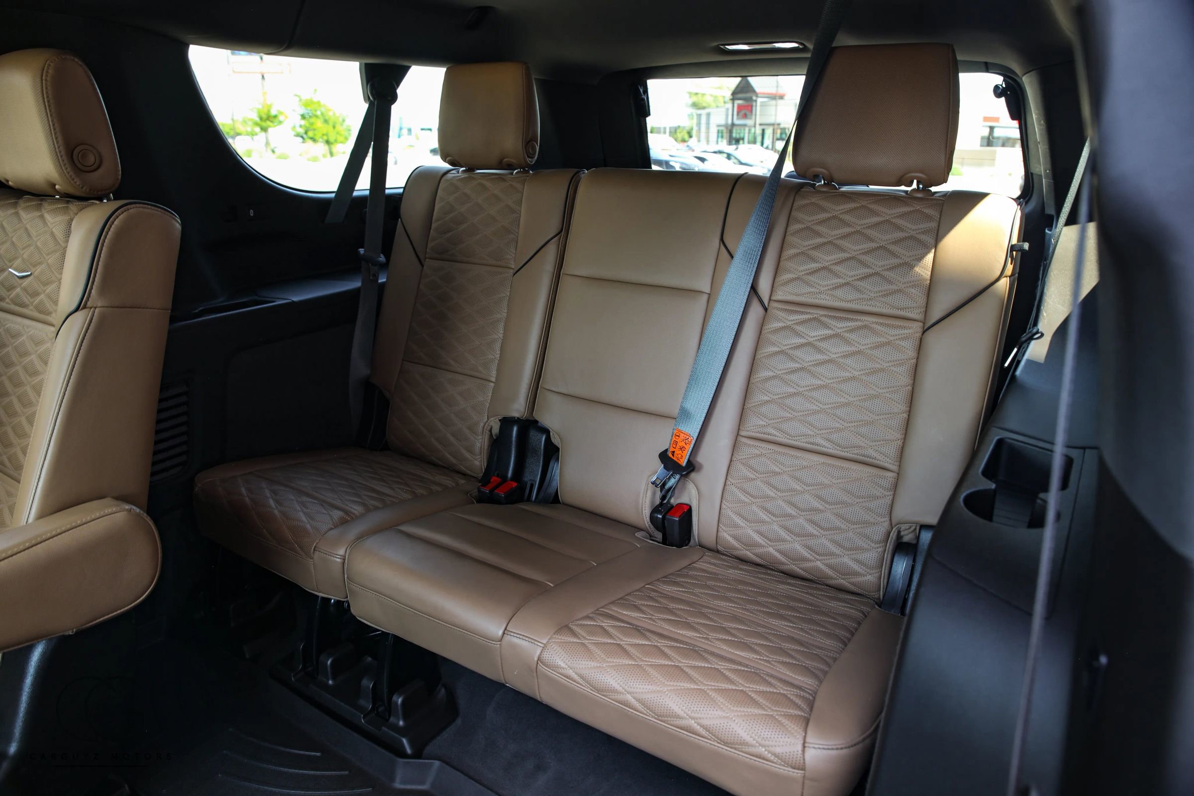 Used 2023 Cadillac Escalade ESV Sport w/ Touring Package AWD/4WD image 31