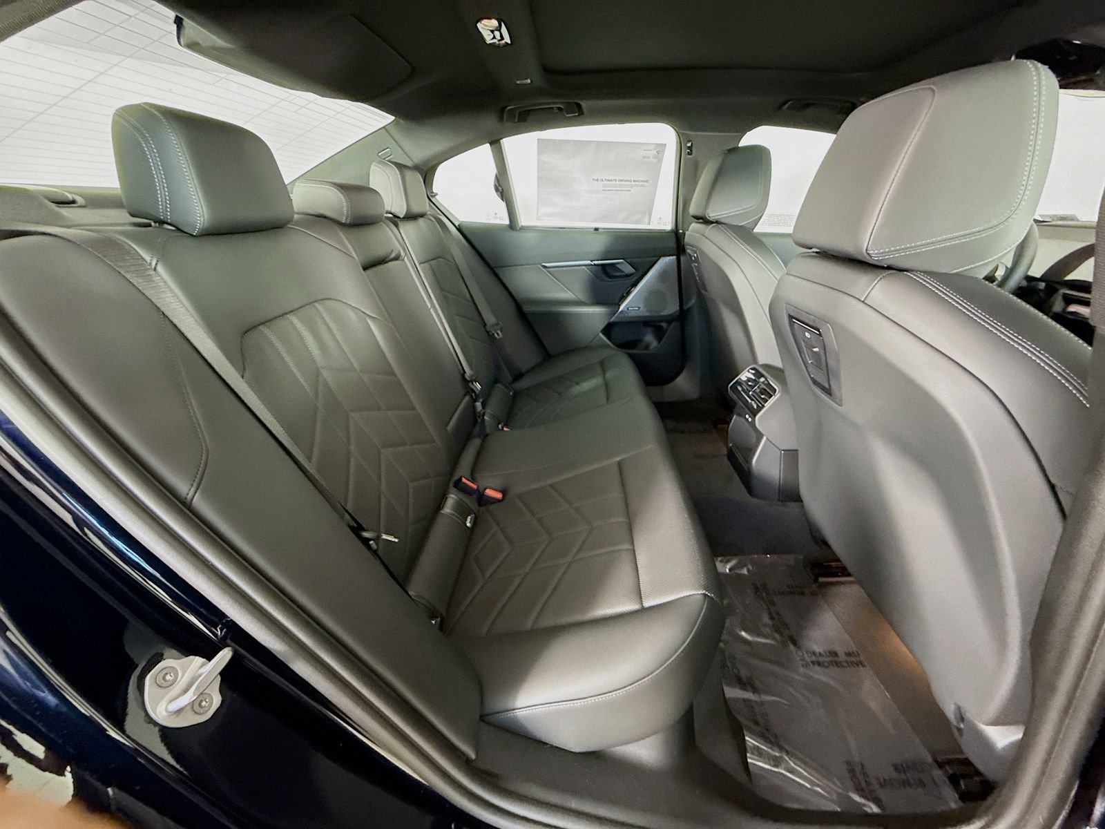 New 2026 BMW i5 eDrive40 w/ Executive Package image 29