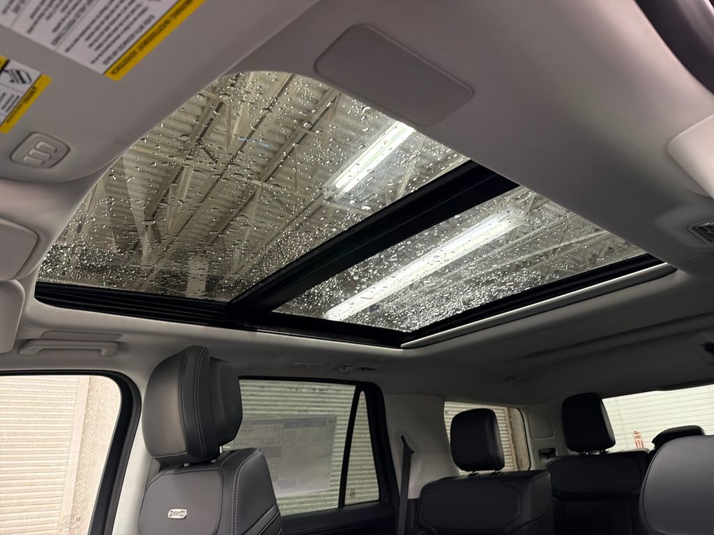 New 2026 Ford Expedition Platinum AWD/4WD image 9