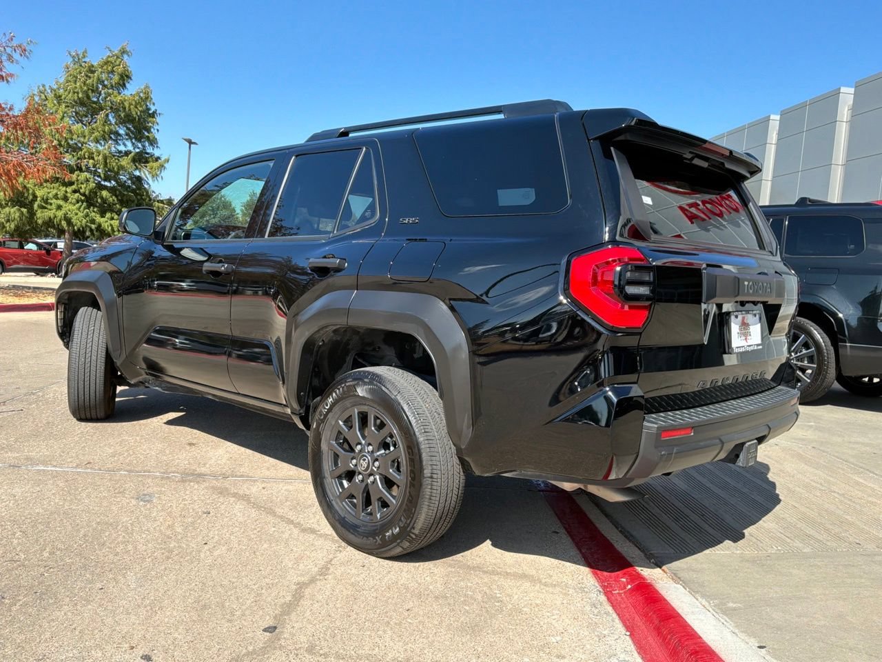 Used 2025 Toyota 4Runner SR5 RWD image 8
