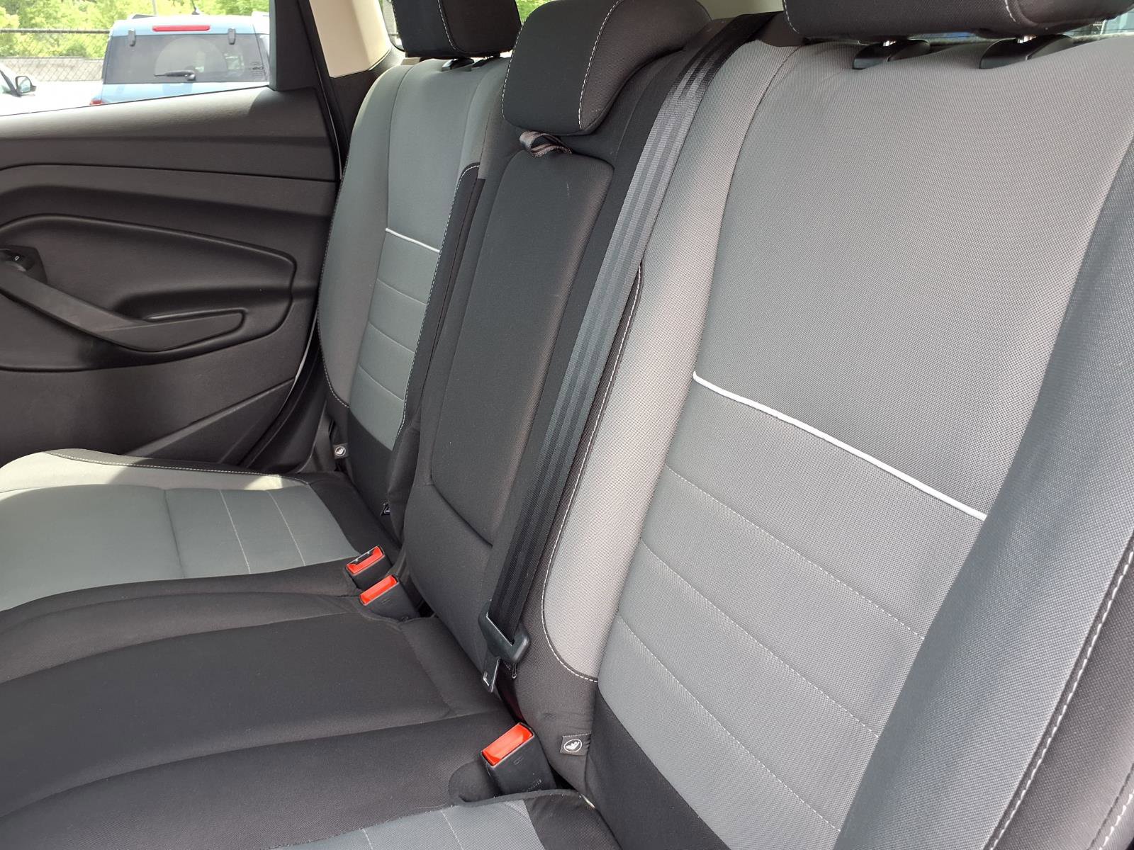Used 2015 Ford Escape SE AWD/4WD image 6