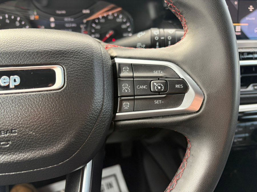 Used 2023 Jeep Compass Trailhawk image 20