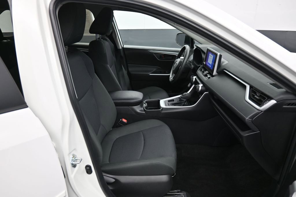 Certified 2024 Toyota RAV4 LE AWD/4WD image 24