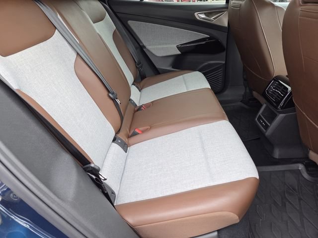 Used 2023 Volkswagen ID.4 Pro RWD image 24