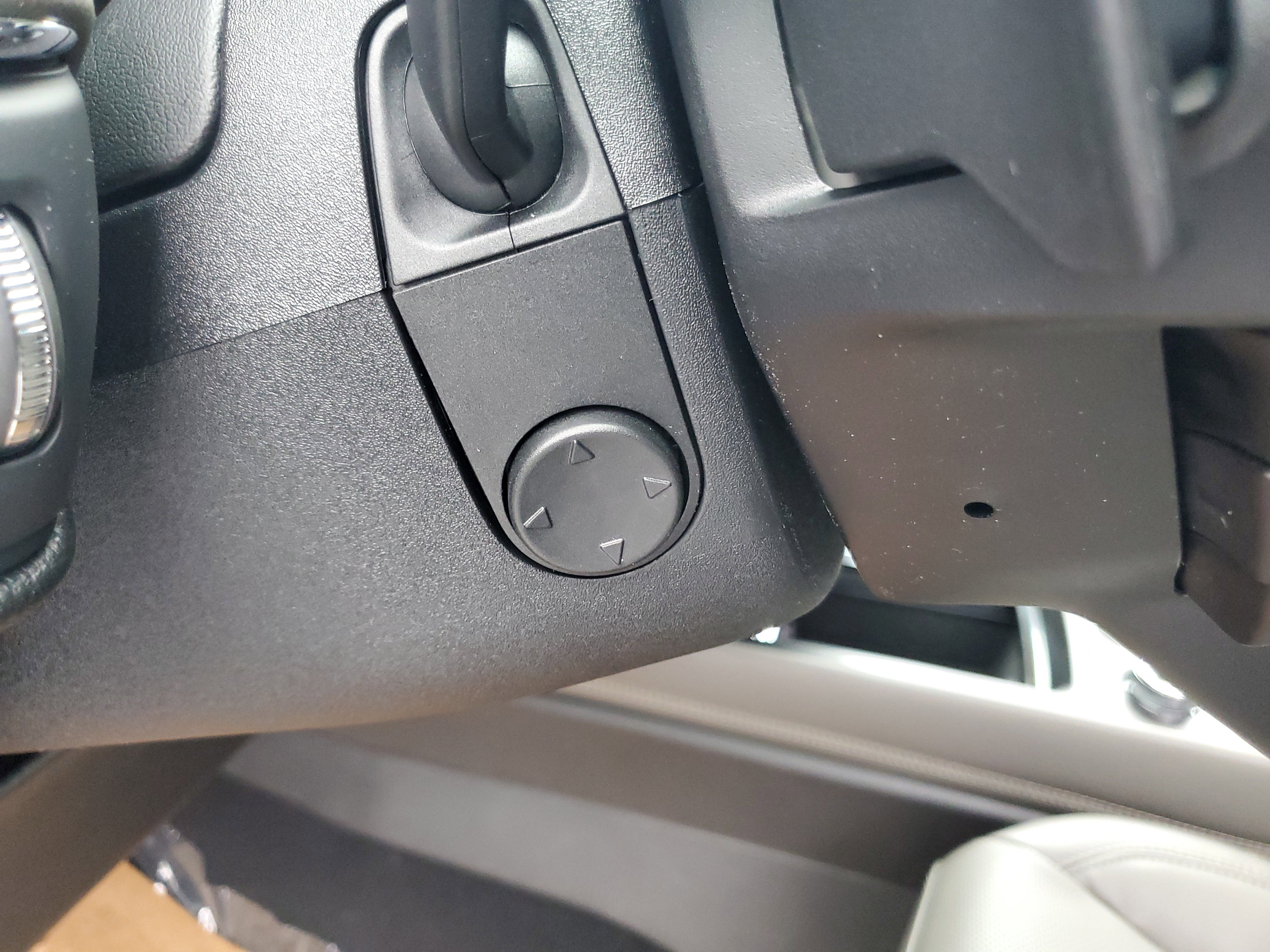 New 2026 Lincoln Corsair Premiere image 14