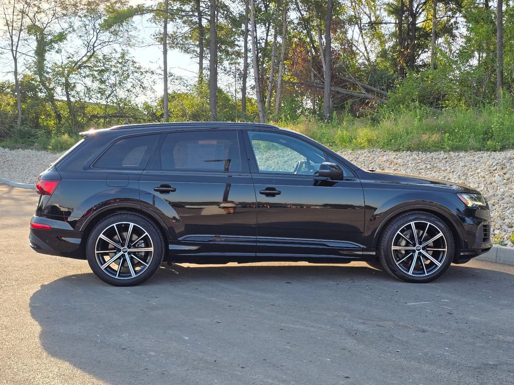 Certified 2023 Audi Q7 3.0T Prestige AWD/4WD image 7