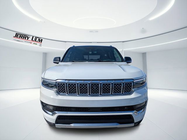Used 2023 Jeep Grand Wagoneer Series III image 7