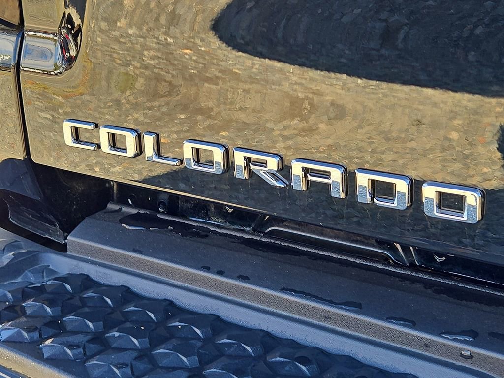 Used 2024 Chevrolet Colorado Z71 w/ Z71 Convenience Package 2 image 36
