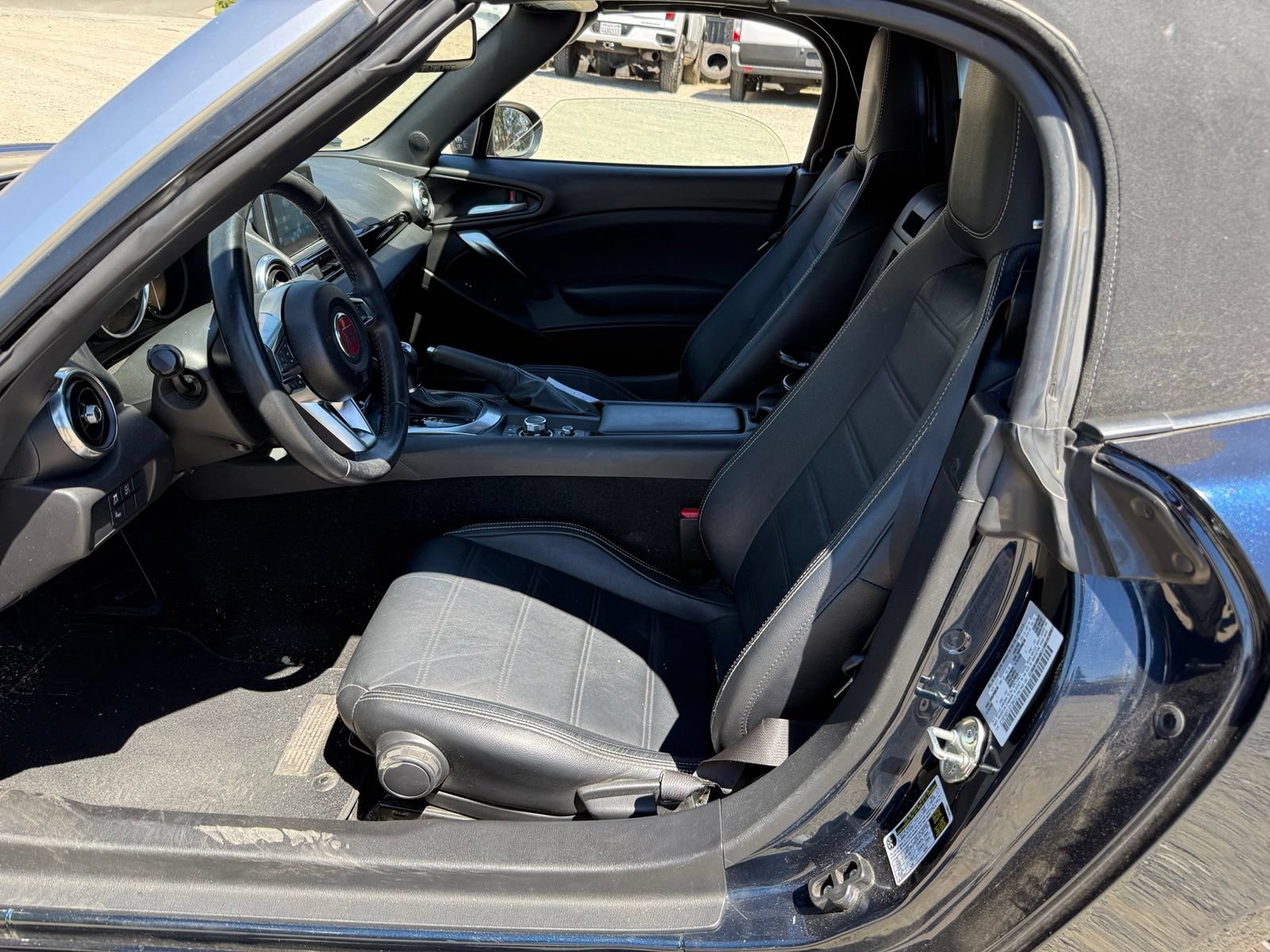 Used 2018 FIAT 124 Spider Lusso w/ Convenience Group RWD image 10