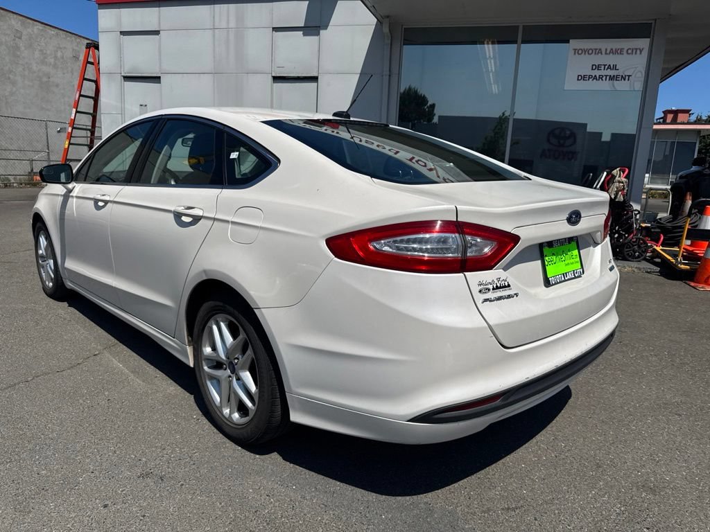 Used 2013 Ford Fusion SE FWD image 5
