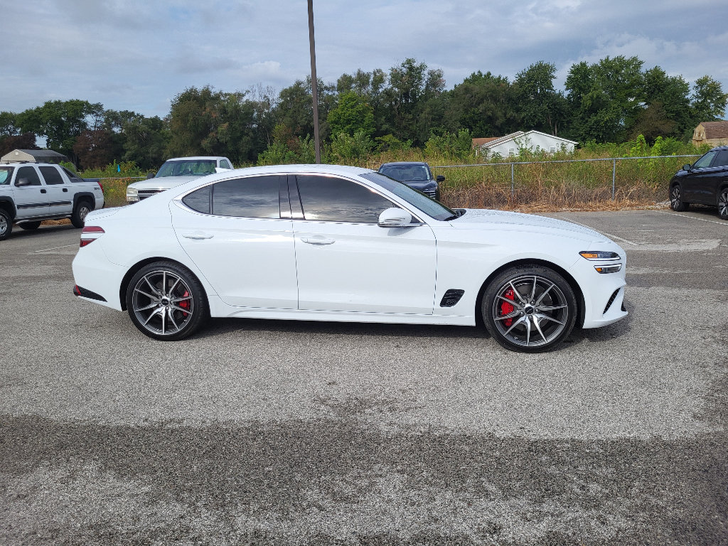 Used 2025 Genesis G70 2.5T AWD/4WD image 5