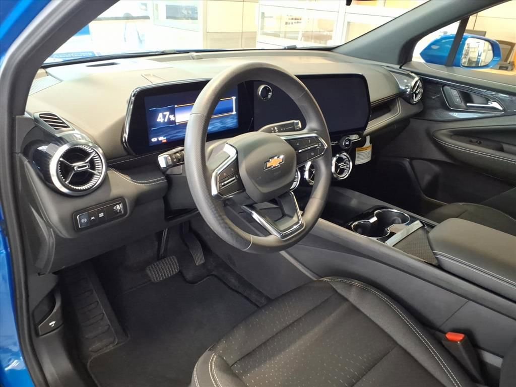 New 2025 Chevrolet Blazer EV LT image 12