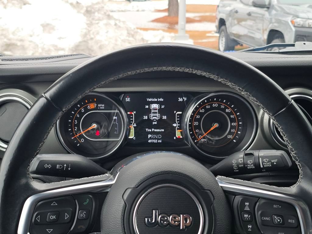 Used 2022 Jeep Wrangler Unlimited Sahara w/ Safety Group image 15