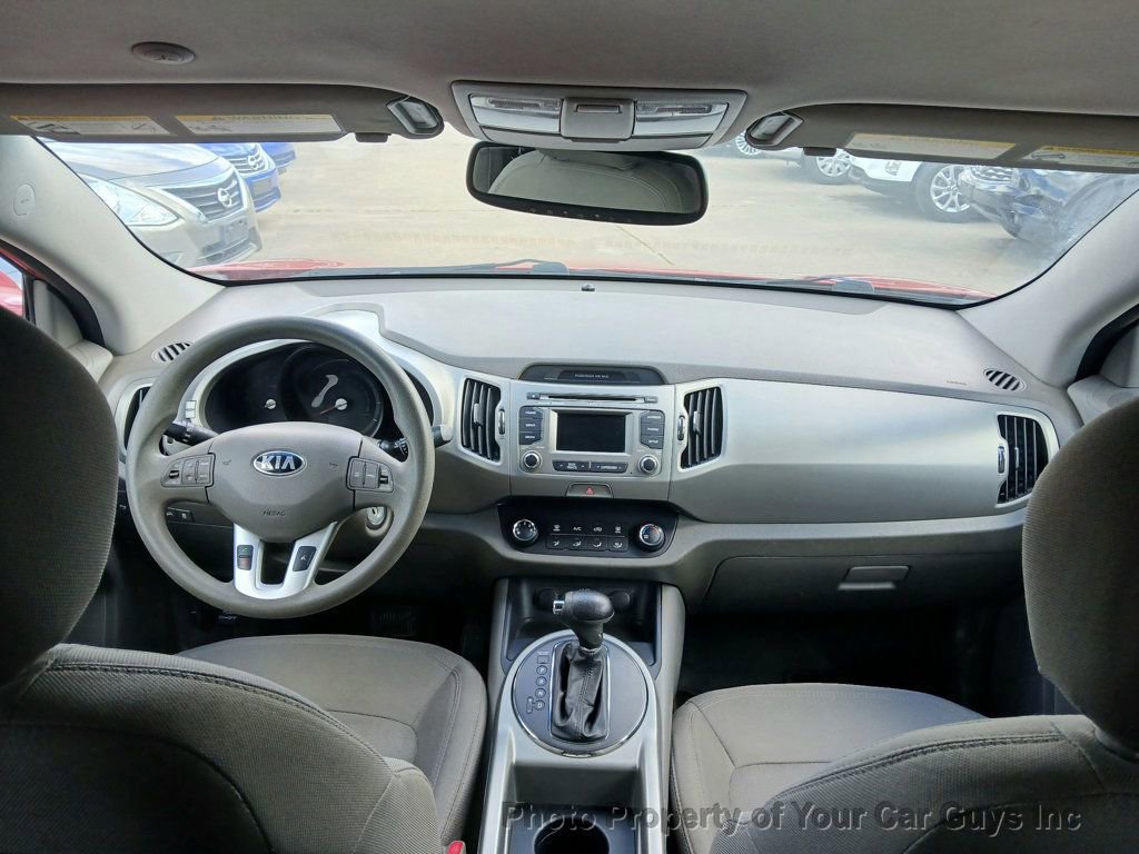 Used 2013 Kia Sportage LX w/ Convenience Pkg image 16