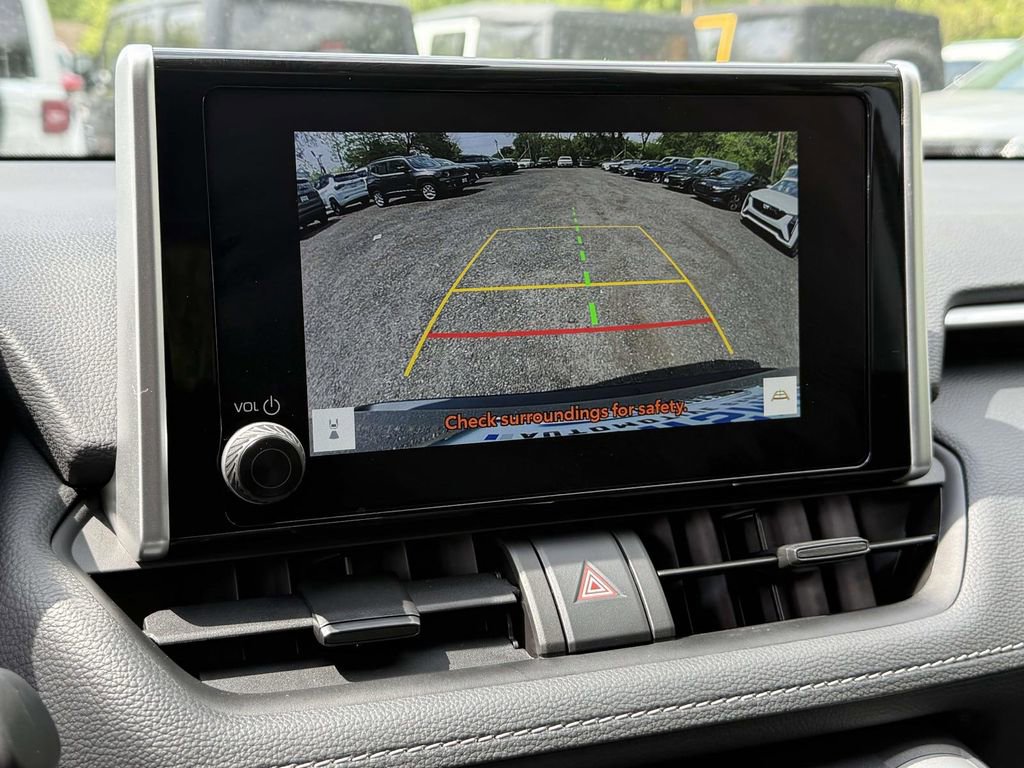 Used 2025 Toyota RAV4 XLE w/ Convenience Package AWD/4WD image 32