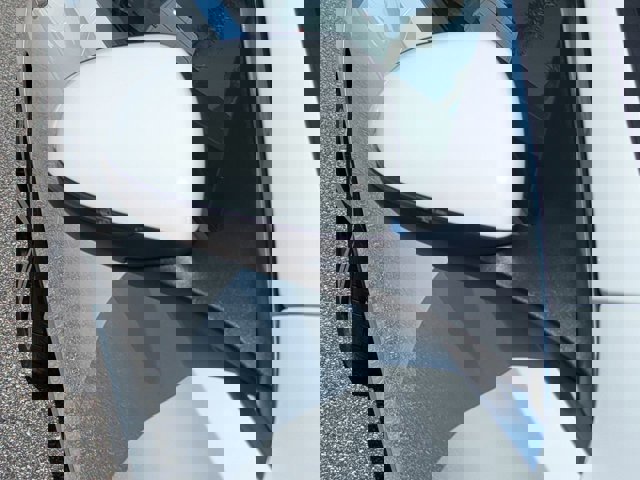 Used 2025 Mercedes-Benz C 300 Sedan image 12