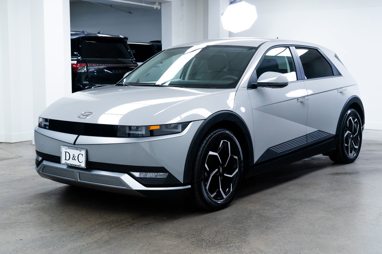 Used 2024 Hyundai Ioniq 5 SEL image 3