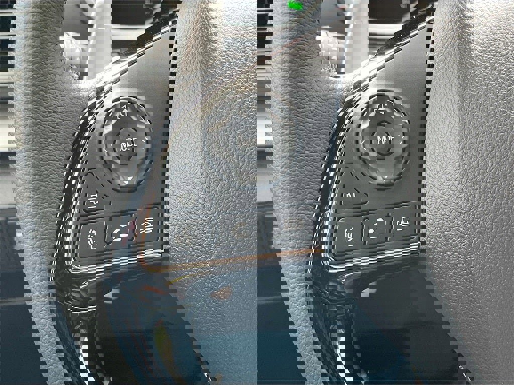 New 2026 Mitsubishi Eclipse Cross SEL image 32