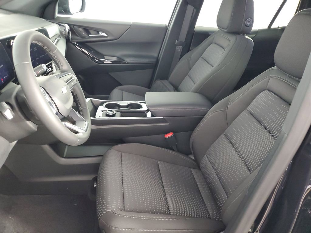 New 2026 Chevrolet Equinox LT w/ Safety and Technology Package FWD image 12