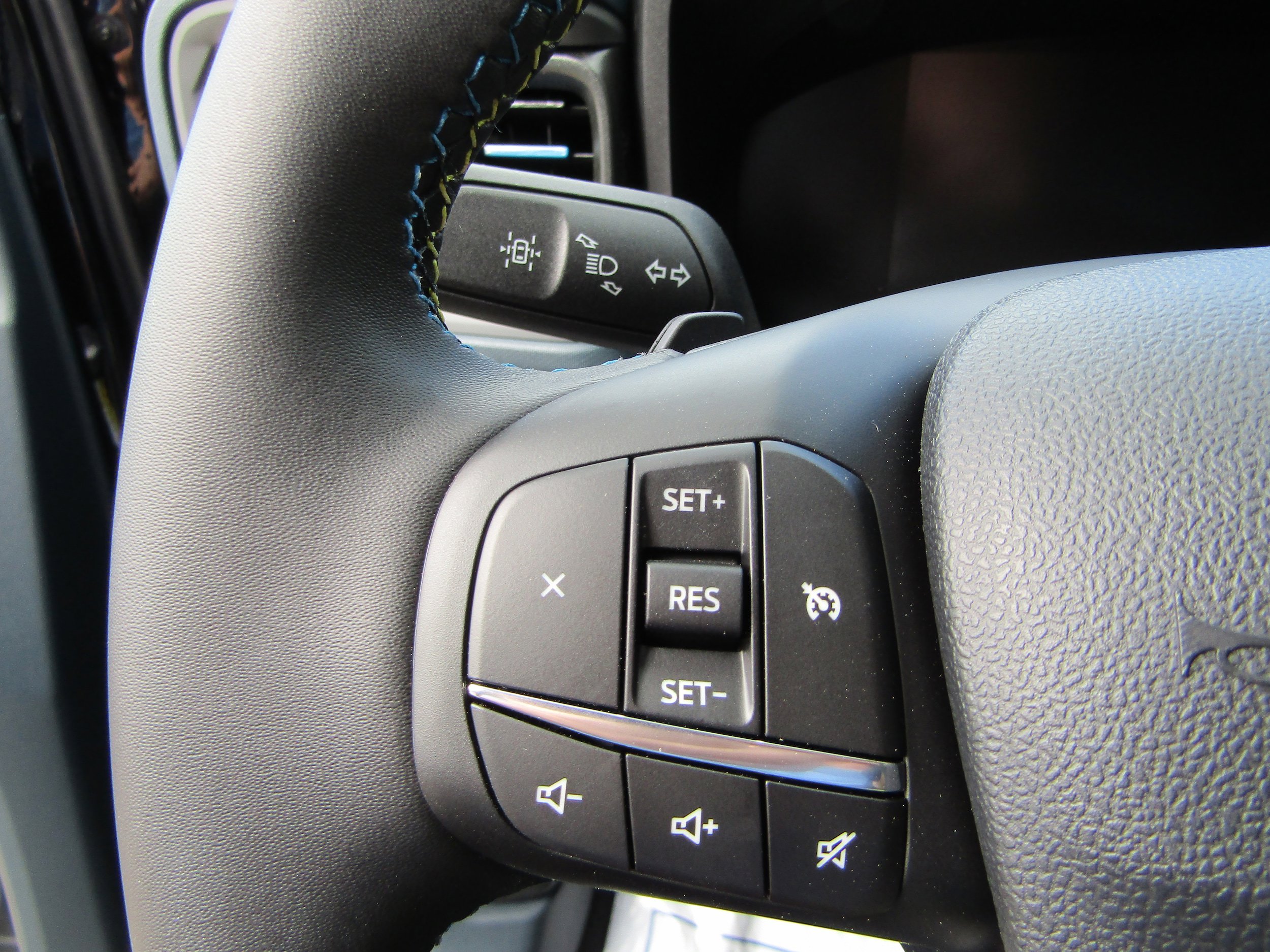 New 2025 Ford Maverick Lobo AWD/4WD image 26