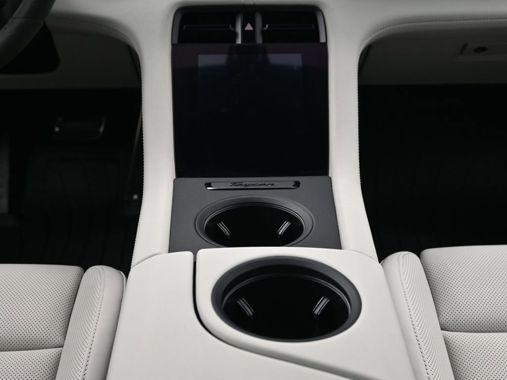 Certified 2024 Porsche Taycan GTS image 10