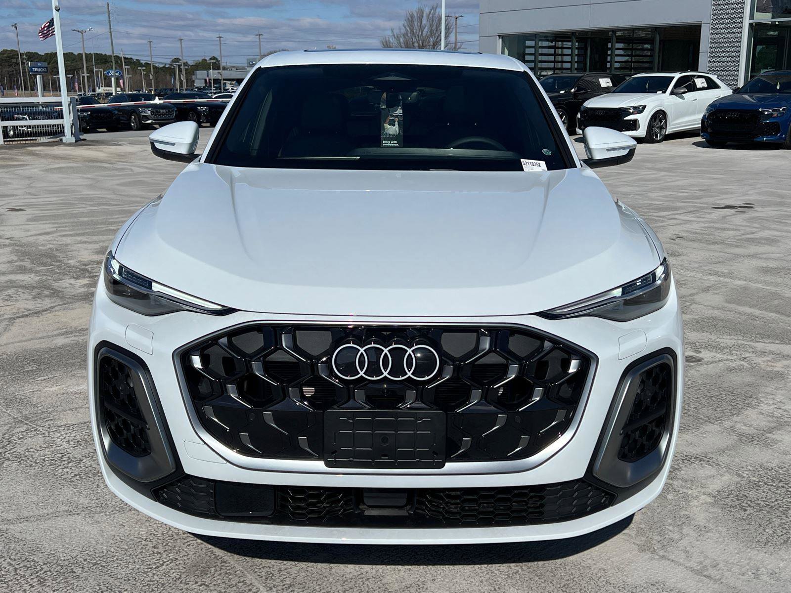 New 2025 Audi Q5 Premium Plus AWD/4WD image 2