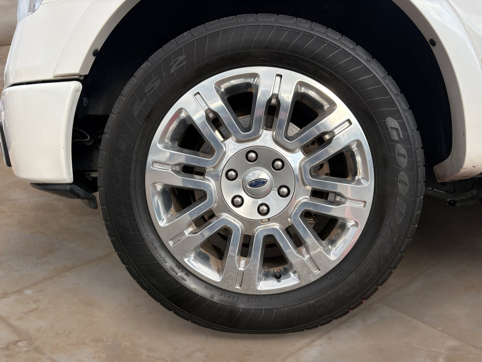 Used 2014 Ford F150 Platinum RWD image 31
