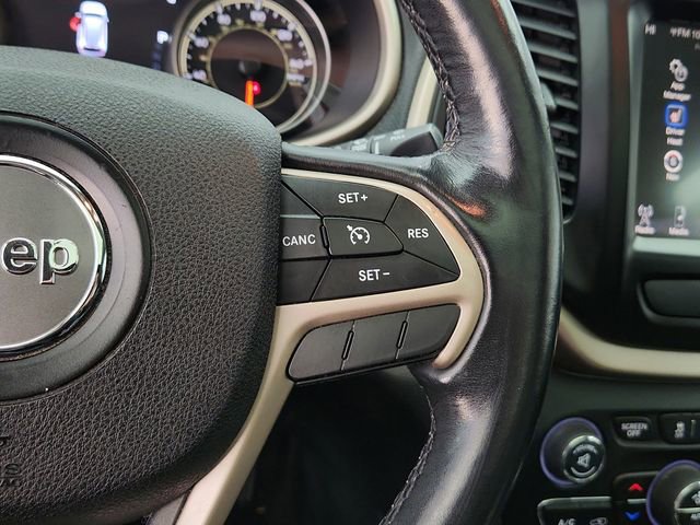 Used 2016 Jeep Cherokee Limited AWD/4WD image 23