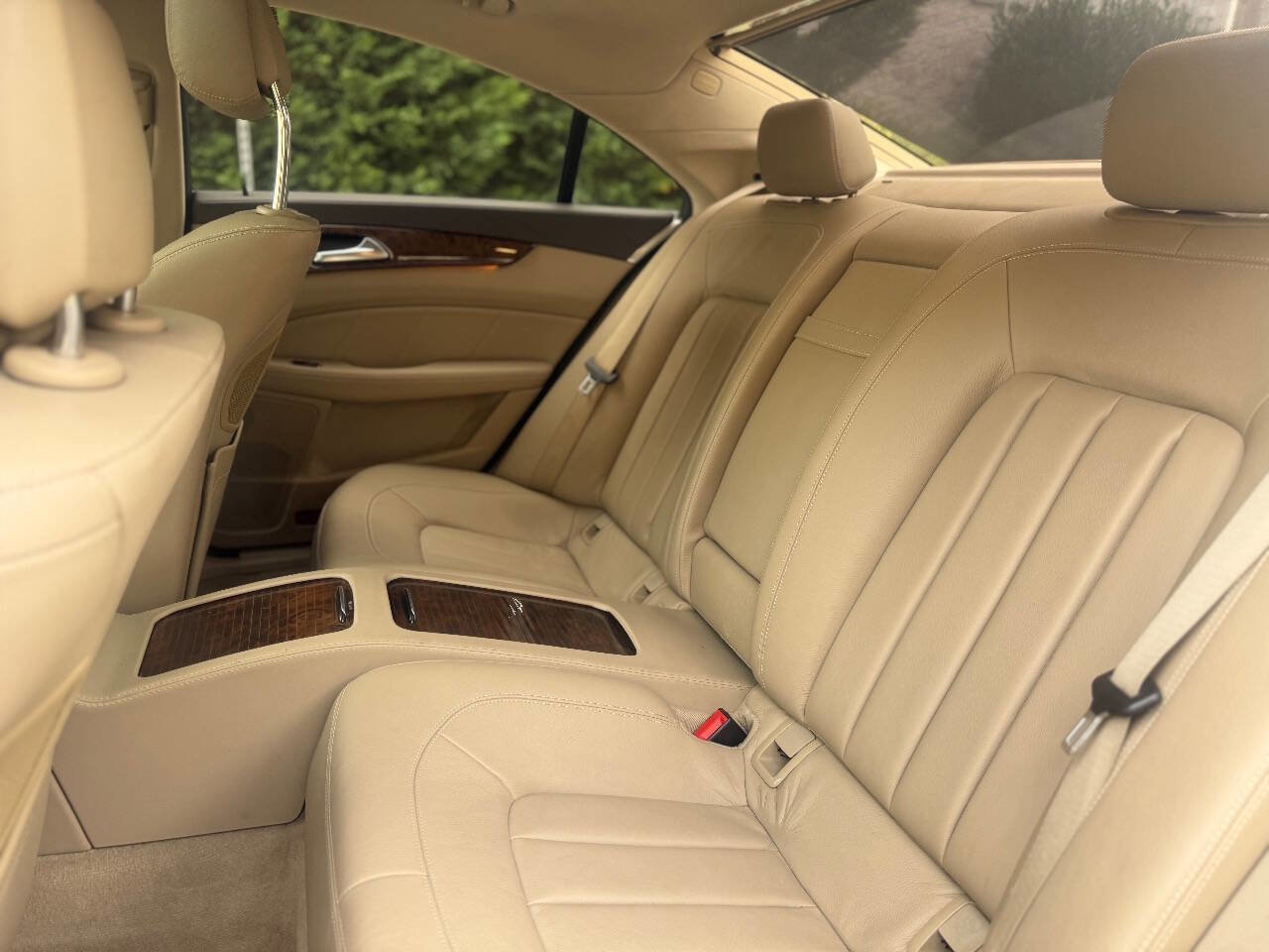 Used 2012 Mercedes-Benz CLS 550 4MATIC image 30