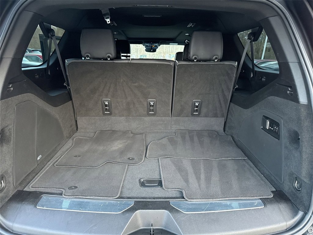 Used 2022 Cadillac Escalade ESV Premium Luxury image 20