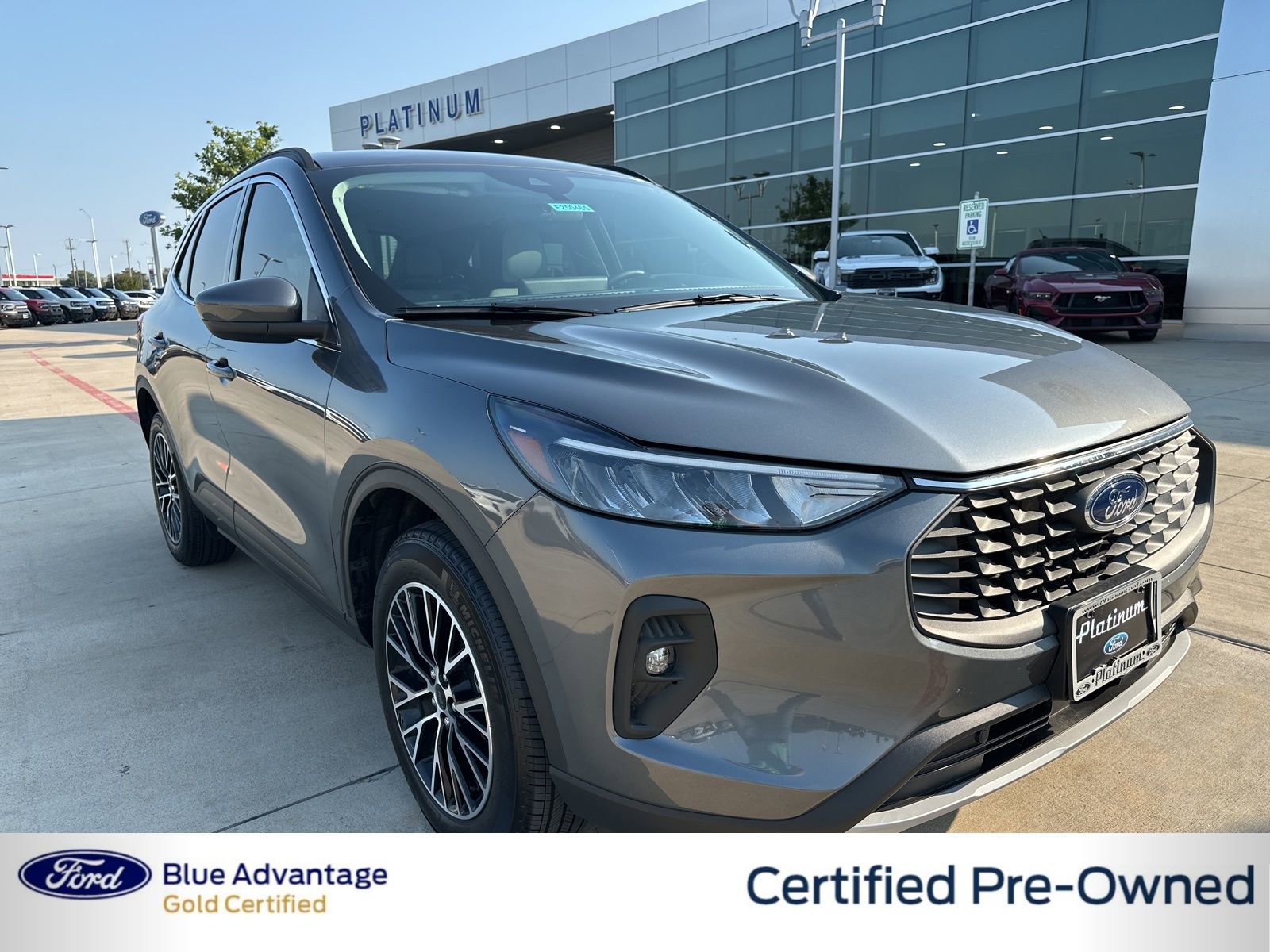 Used 2025 Ford Escape SE