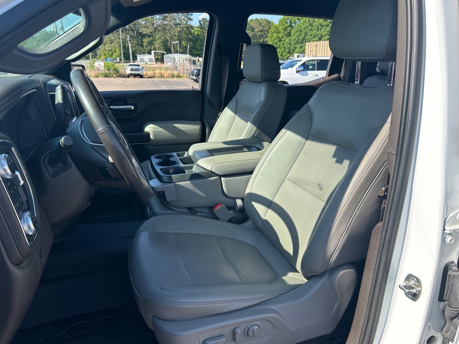 Used 2021 GMC Sierra 1500 SLT AWD/4WD image 8