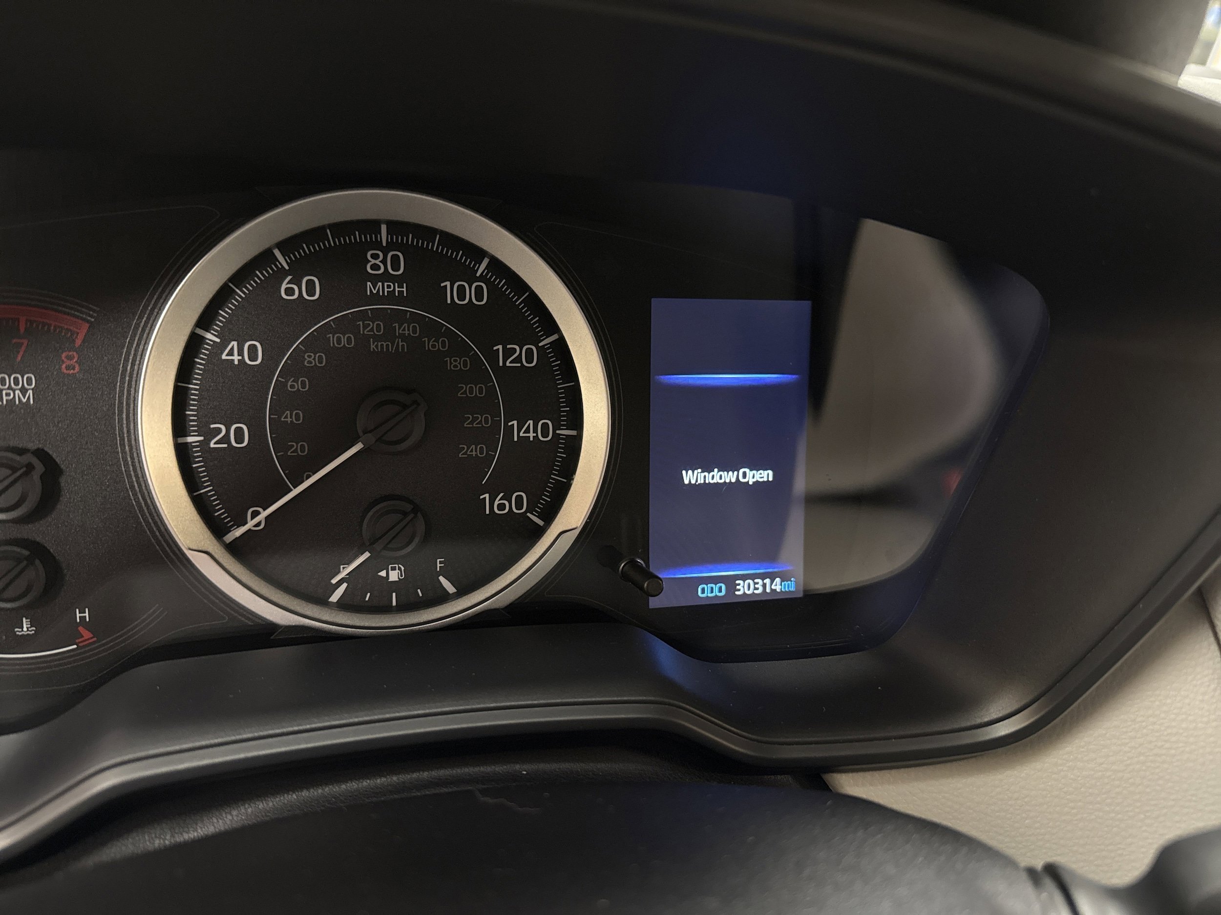 Used 2022 Toyota Corolla LE FWD image 17