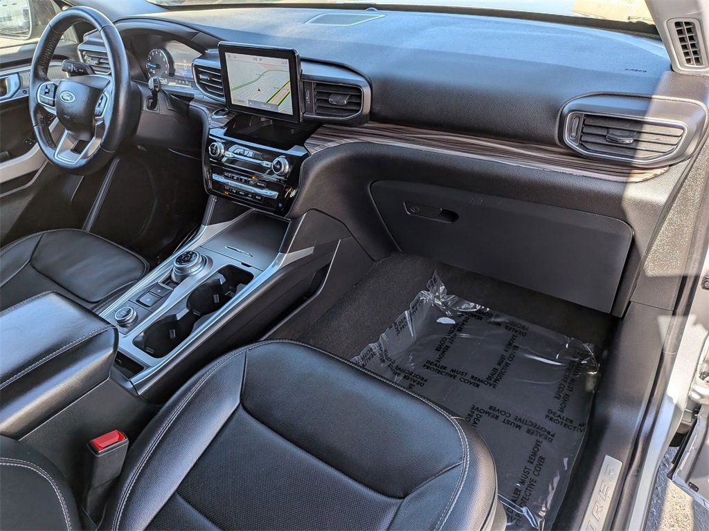 Used 2023 Ford Explorer Limited image 32