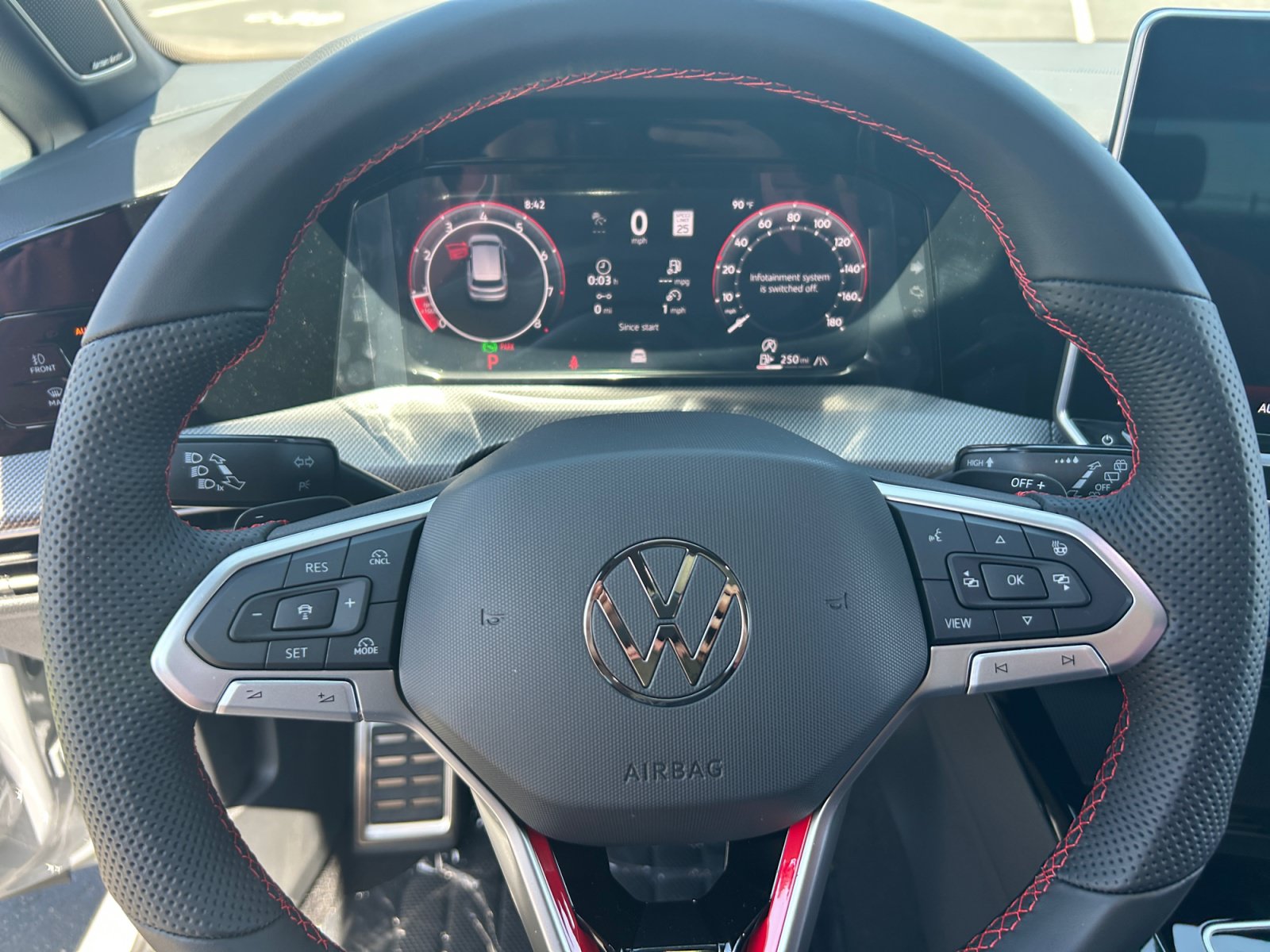 New 2026 Volkswagen Golf SE FWD image 9