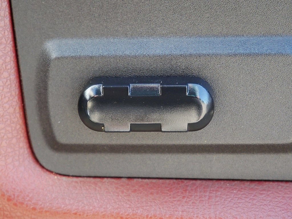 Used 2008 Ford F350 King Ranch AWD/4WD image 13