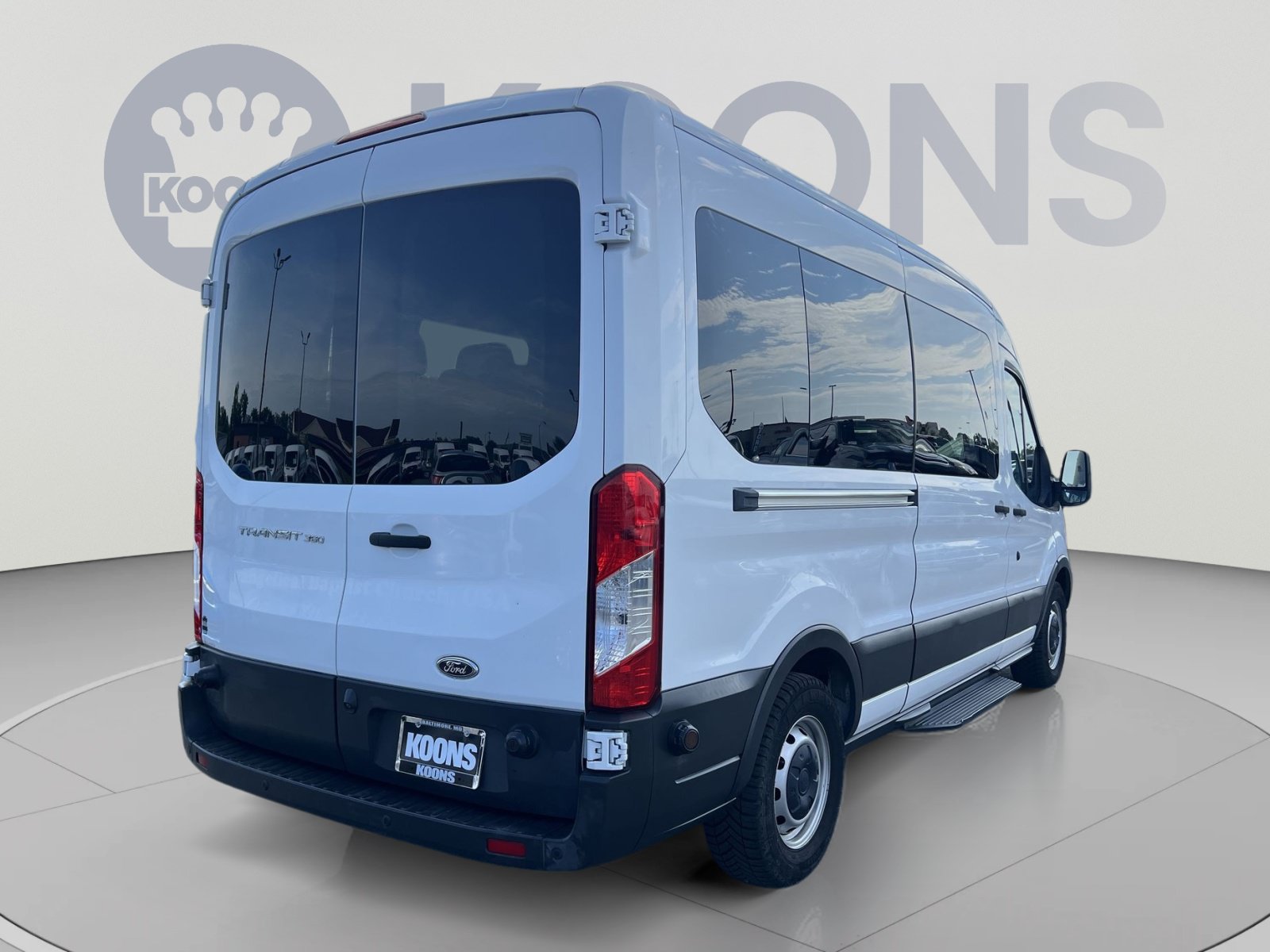 Used 2017 Ford Transit 350 XL RWD image 7