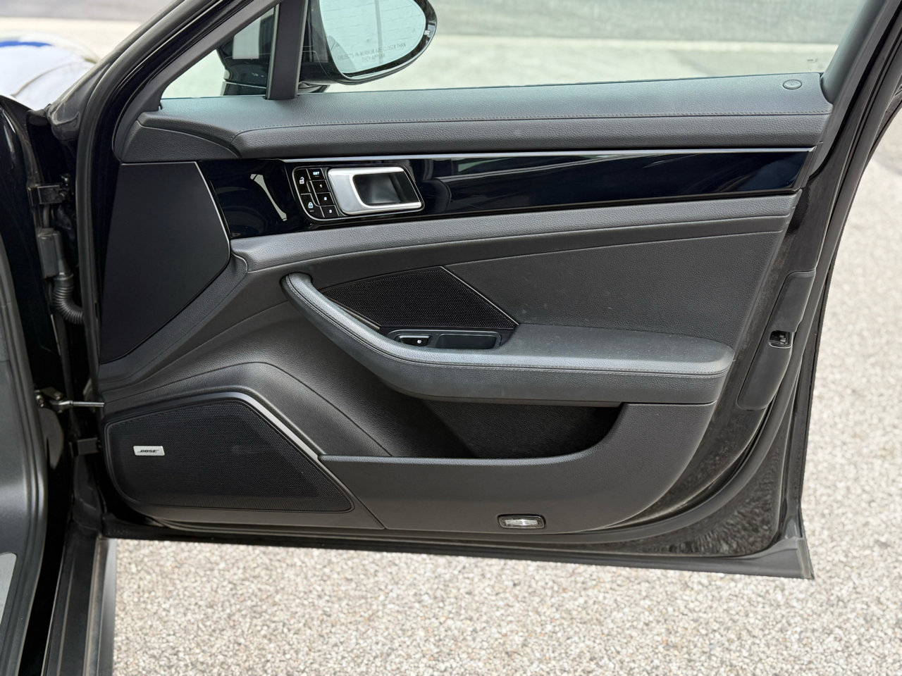 Used 2019 Porsche Panamera 4 image 58